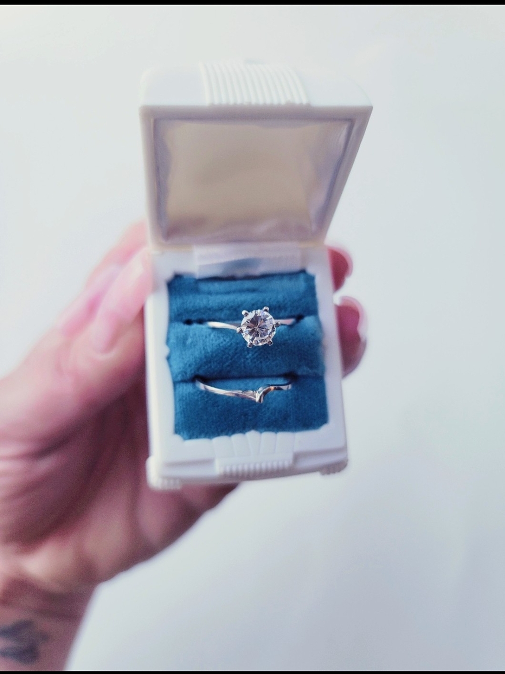 TRENDY MINIMALIST 1.03 CT ENGAGEMENT RING WEDDING BAND SET IN 10K WHITE GOLD